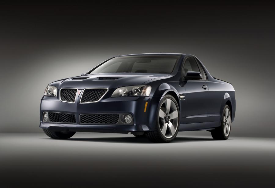  Pontiac G8 ST 2008 года  (фото 8 из 18)